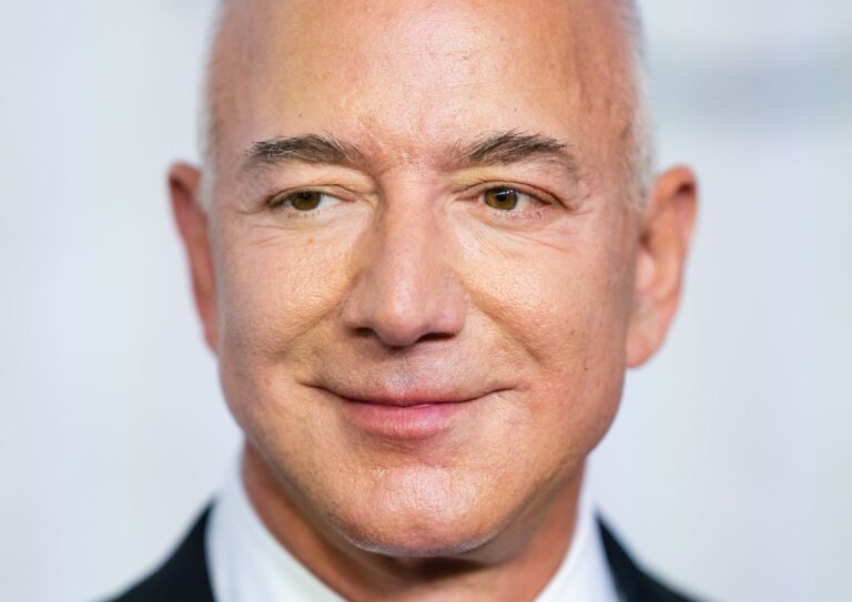 Jeff Bezos Net Worth